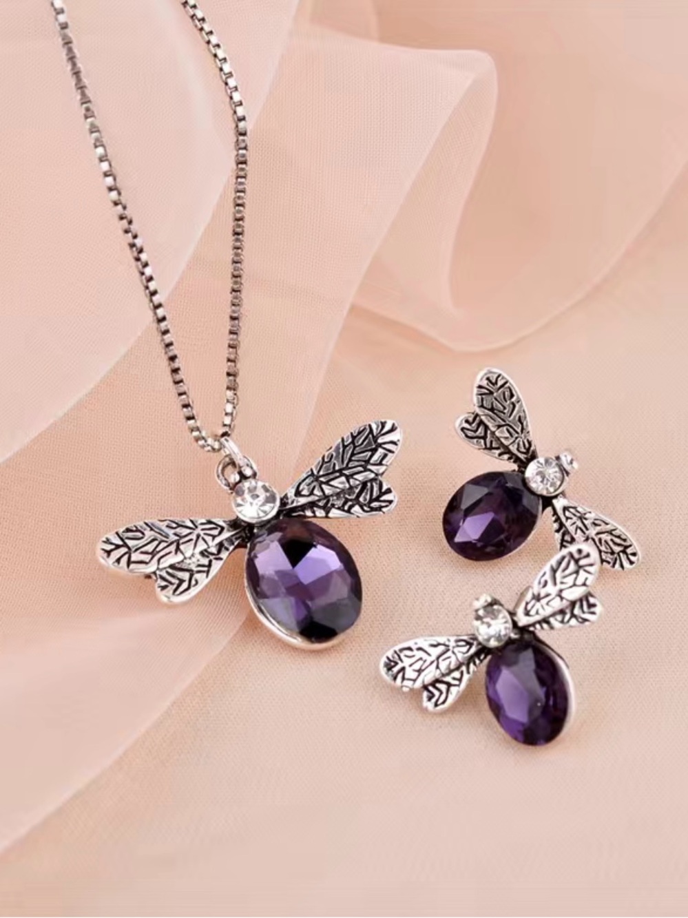 NWT Silver Bee Necklace and Earrings Set with Purple Gem stones